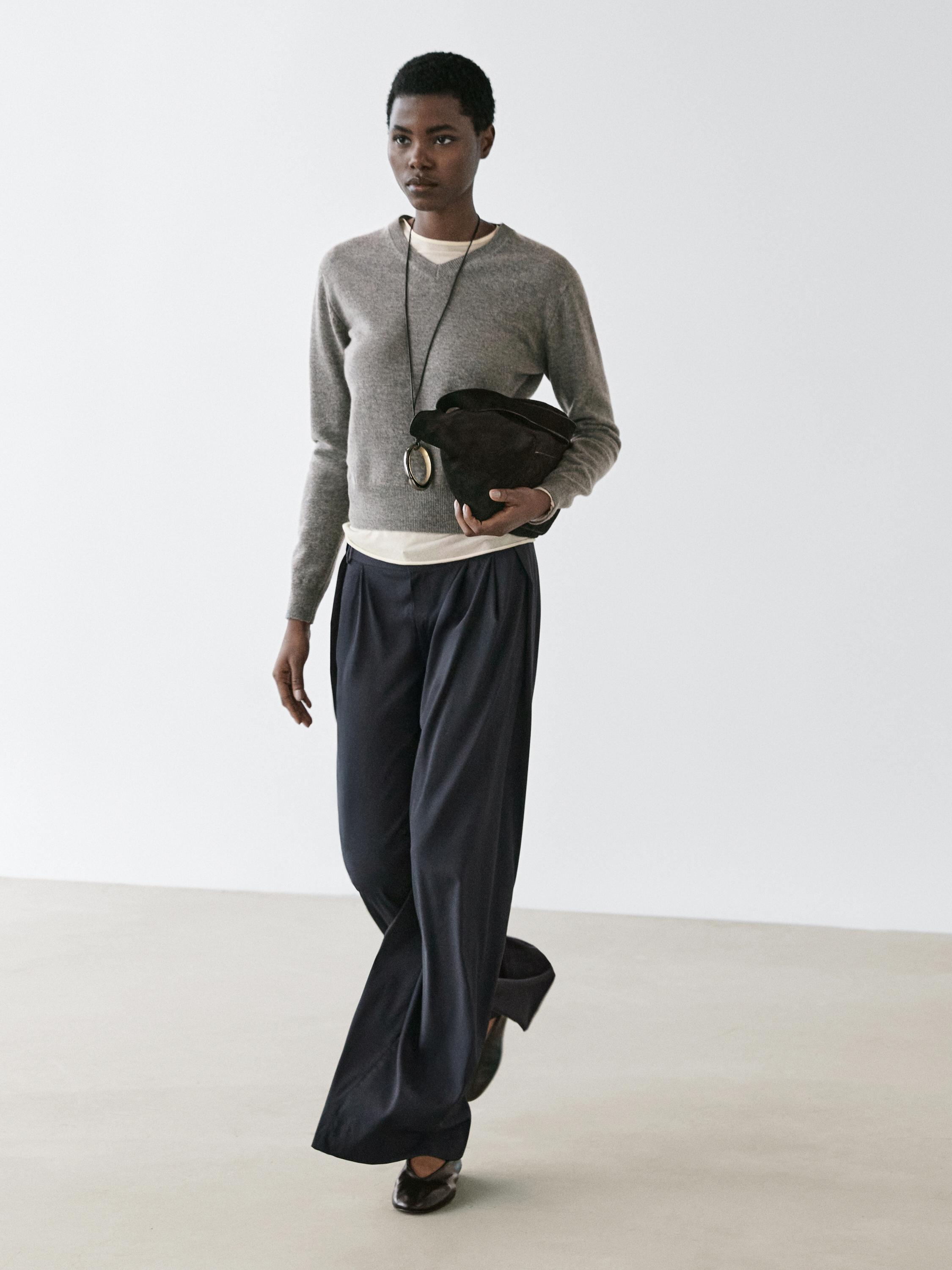 Pleated wool blend trousers
